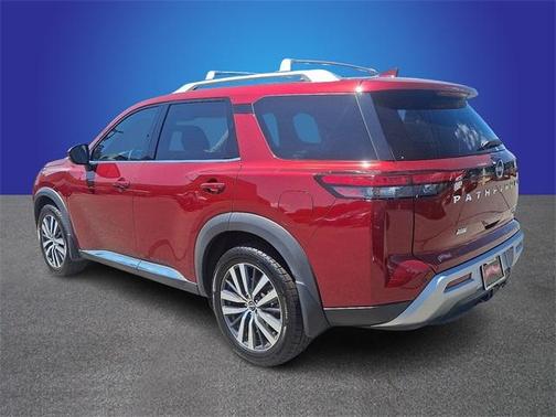 2022 Nissan Pathfinder Platinum