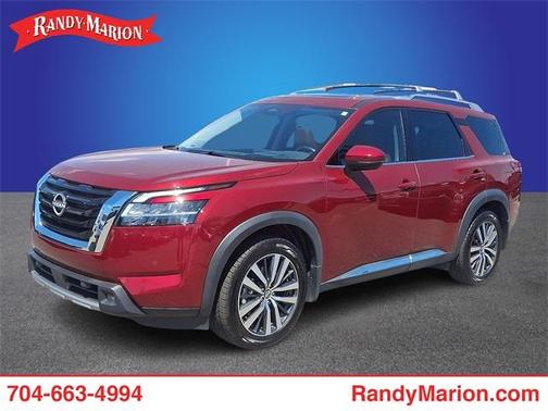 2022 Nissan Pathfinder Platinum