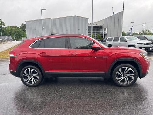 Aurora Red Metallic 2020 Volkswagen Atlas Cross Sport 3.6L V6 SEL Premium