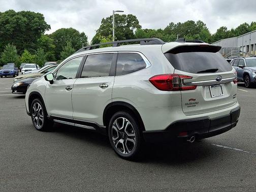 Crystal White Pearl 2026 Subaru Ascent Touring
