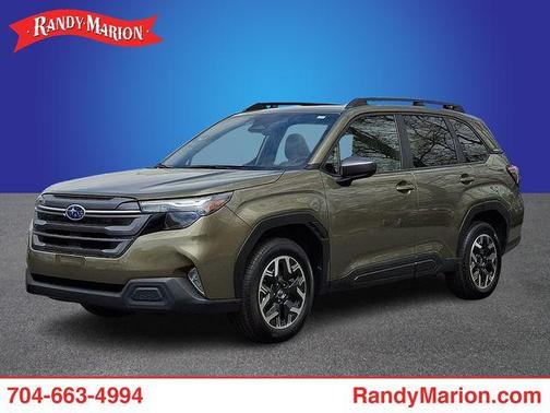 Autumn Green Metallic 2025 Subaru Forester Premium