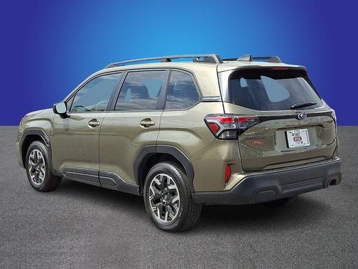 Autumn Green Metallic 2025 Subaru Forester Premium