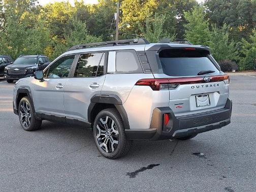 Ice Silver Metallic 2026 Subaru Outback Touring XT