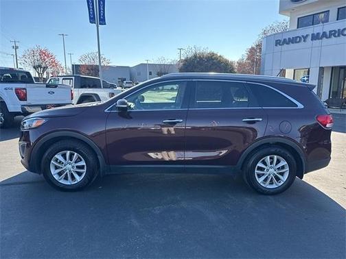 2018 Kia Sorento LX