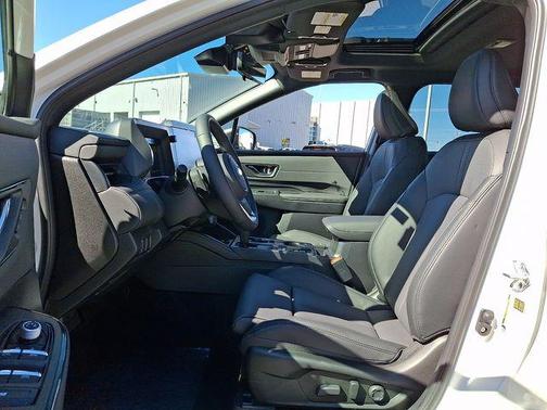 Crystal White Pearl 2026 Subaru Outback Touring XT