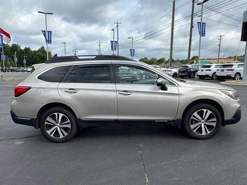 Tungsten Metallic 2019 Subaru Outback 2.5i Limited