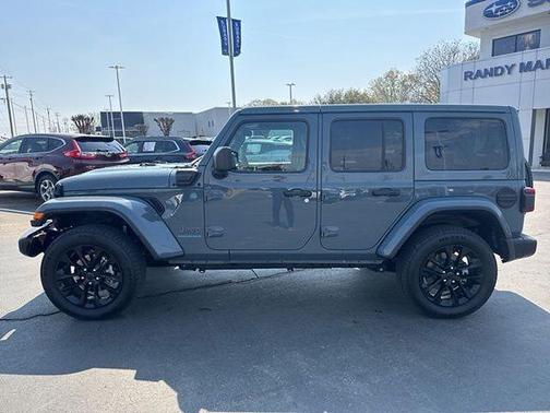 2025 Jeep Wrangler 4xe Sahara