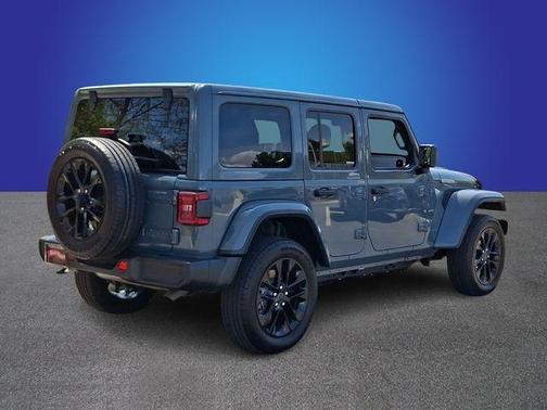Anvil Clearcoat 2025 Jeep Wrangler 4xe Sahara