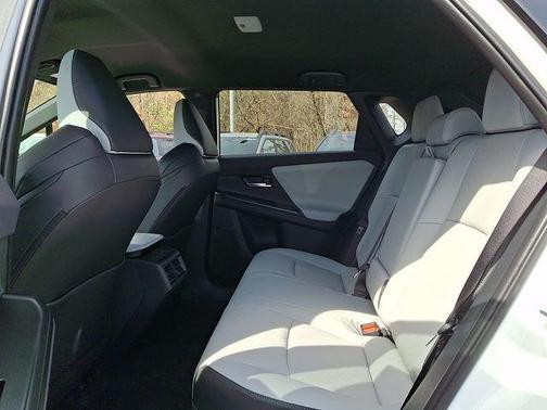 Pearl 2026 Subaru Solterra Limited XT