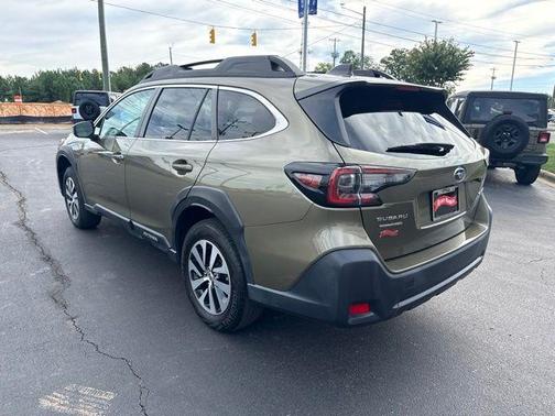 Autumn Green Metallic 2024 Subaru Outback Premium
