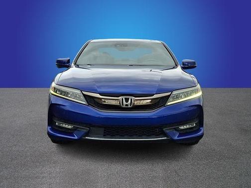 Still Night Pearl 2017 Honda Accord Touring