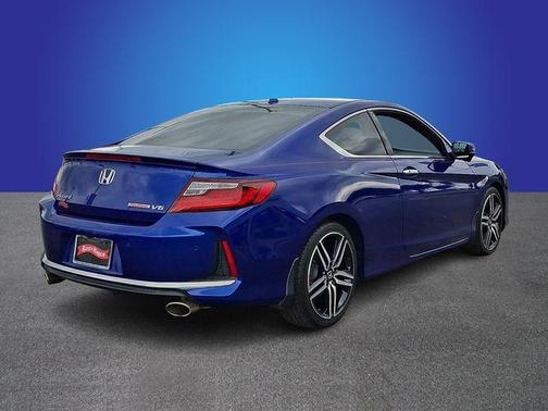 Still Night Pearl 2017 Honda Accord Touring