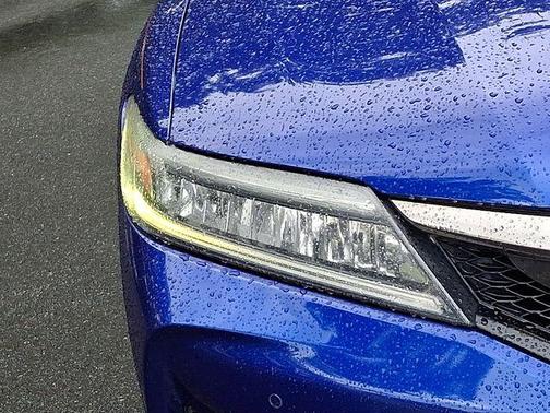 Still Night Pearl 2017 Honda Accord Touring