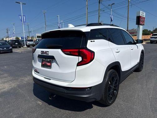 Summit White 2021 GMC Terrain SLE