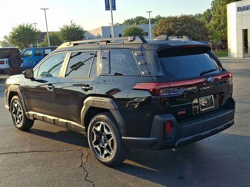 Crystal Black Silica 2026 Subaru Outback Touring