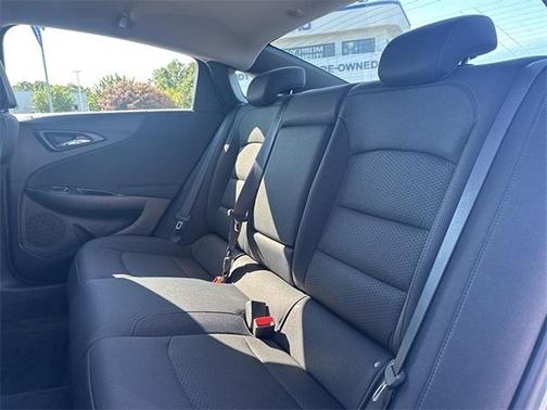 2017 Chevrolet Malibu 1LS