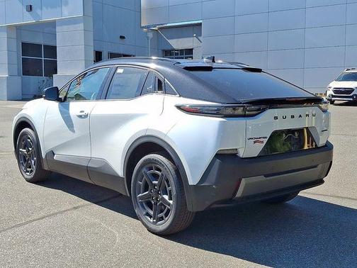 Pearl 2026 Subaru Uncharted GT