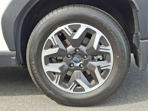 Crystal White Pearl 2026 Subaru Forester Premium