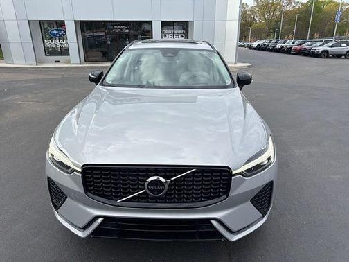 Silver 2023 Volvo XC60 B6 Ultimate Dark Theme