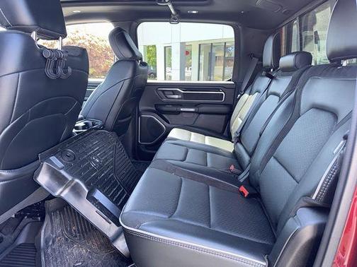 Delmonico Red Pearlcoat 2020 RAM 1500 Laramie