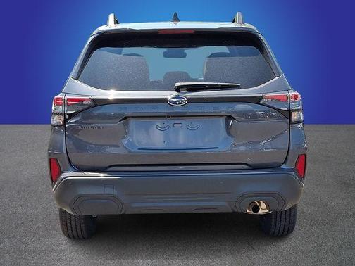 Magnetite Gray Metallic 2026 Subaru Forester Premium