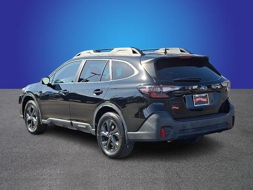 Crystal Black Silica 2021 Subaru Outback Onyx Edition XT