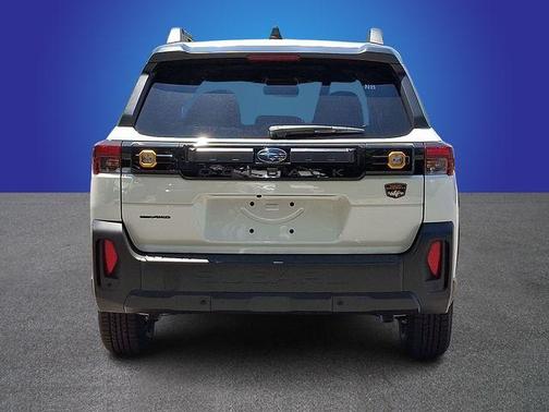 Crystal White Pearl 2026 Subaru Outback Wilderness