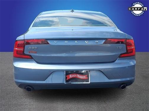 2018 Volvo S90 T5 Momentum