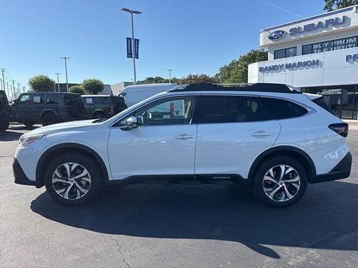 Crystal White Pearl 2022 Subaru Outback Touring XT