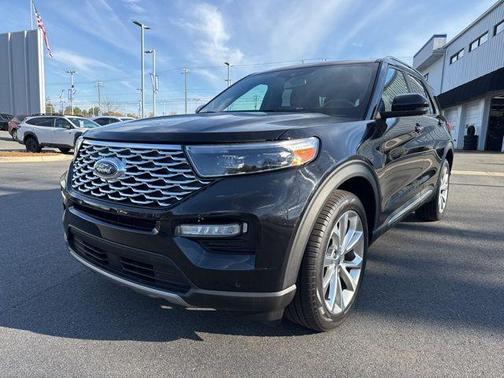2023 Ford Explorer Platinum