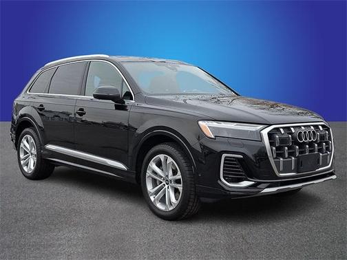 2025 Audi Q7 55 Premium Plus