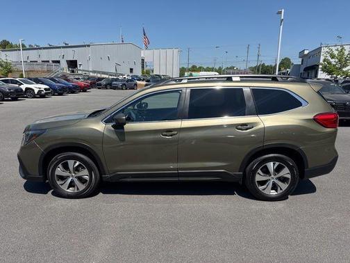 Autumn Green Metallic 2025 Subaru Ascent Premium