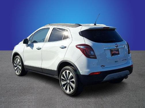 Summit White 2022 Buick Encore Preferred
