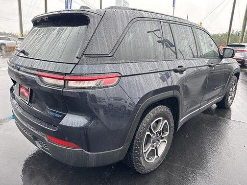 2022 Jeep Grand Cherokee 4xe Trailhawk