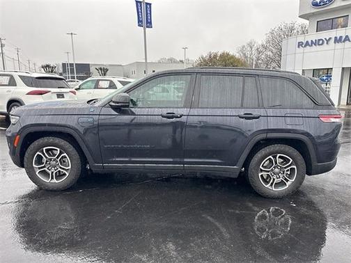 2022 Jeep Grand Cherokee 4xe Trailhawk