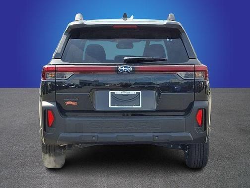 Crystal Black Silica 2026 Subaru Outback Limited