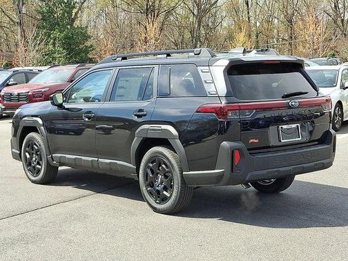 Crystal Black Silica 2026 Subaru Outback Limited