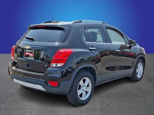 Mosaic Black Metallic 2020 Chevrolet Trax LT