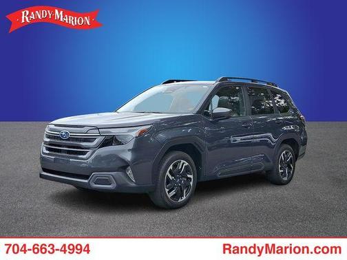 Magnetite Gray Metallic 2025 Subaru Forester Limited