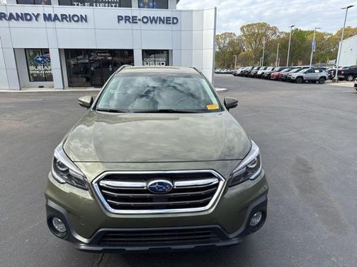 Wilderness Green Metallic 2018 Subaru Outback 2.5i Touring