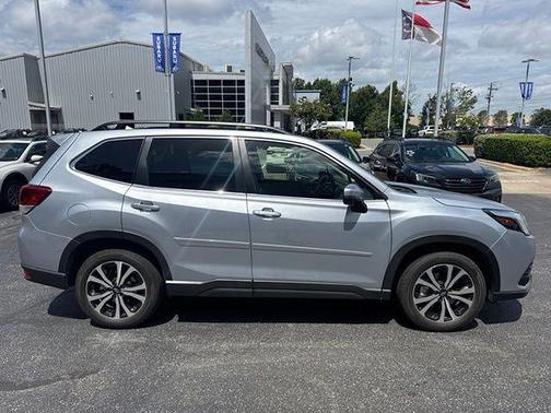 Ice Silver Metallic 2023 Subaru Forester Limited