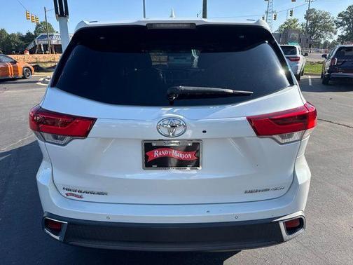 Blizzard Pearl 2018 Toyota Highlander Limited