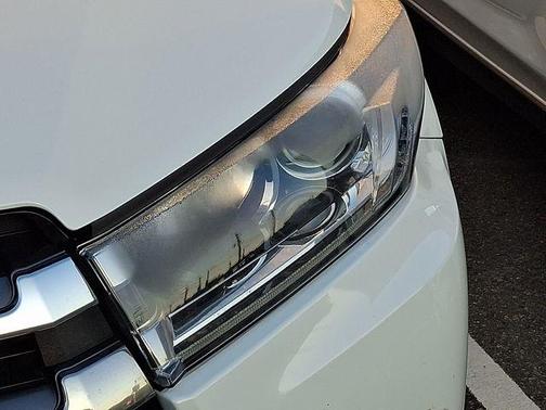 Blizzard Pearl 2018 Toyota Highlander Limited