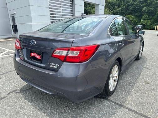 Carbide Gray Metallic 2017 Subaru Legacy 2.5i Premium