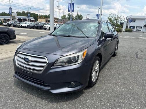 Carbide Gray Metallic 2017 Subaru Legacy 2.5i Premium