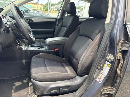 Carbide Gray Metallic 2017 Subaru Legacy 2.5i Premium