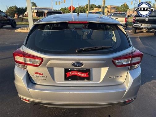 2019 Subaru Impreza 2.0i