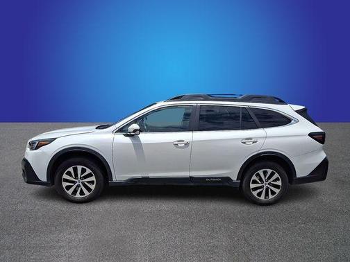 Crystal White Pearl 2021 Subaru Outback Premium