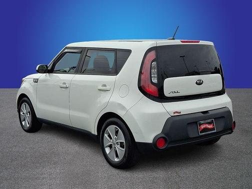 Clear White 2016 Kia Soul Base