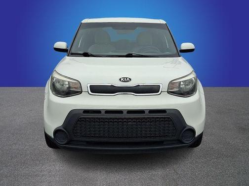 Clear White 2016 Kia Soul Base